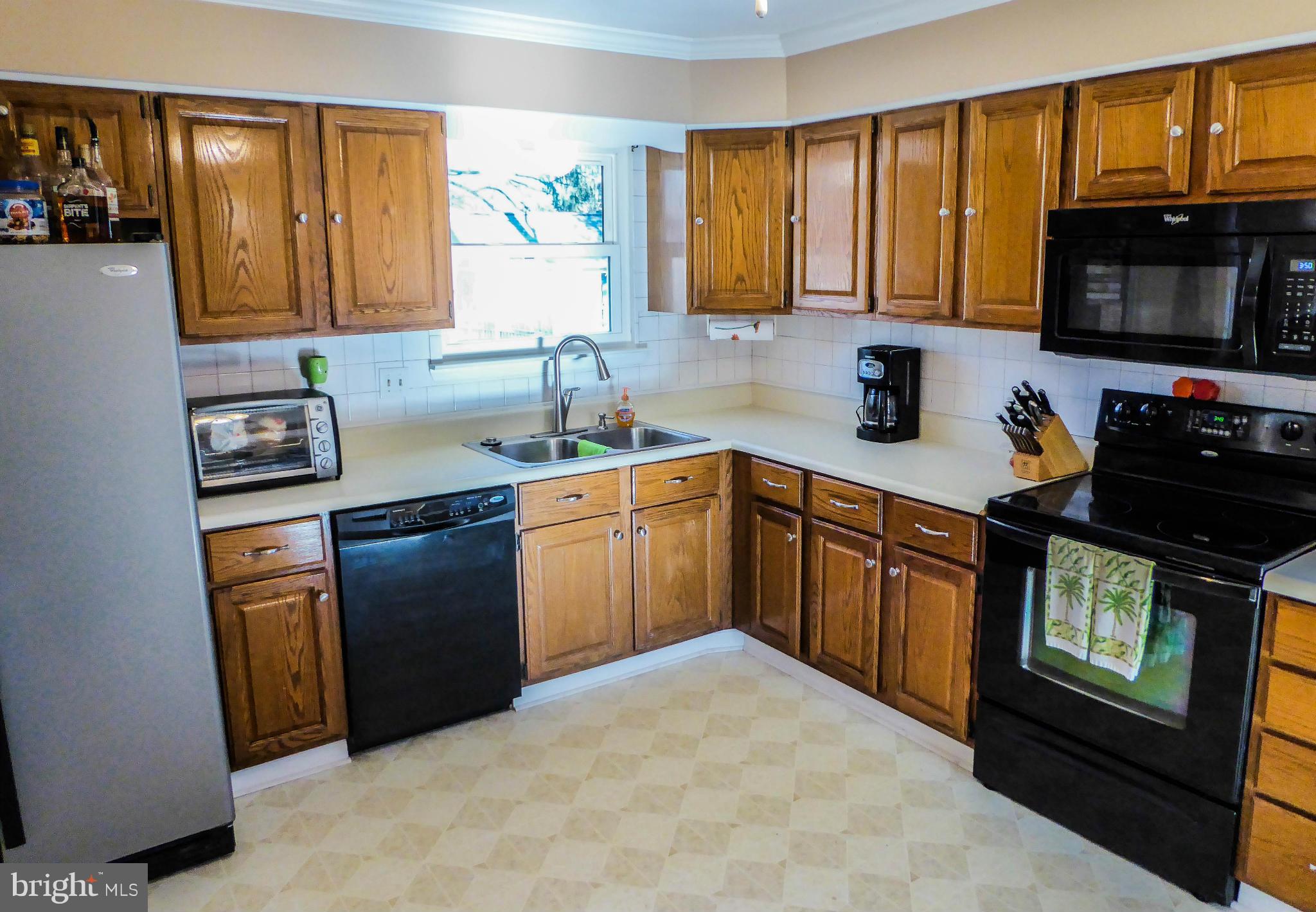 10315 Abbott Road Manassas, VA 20110 - Photo 7 of 26 Kitchen