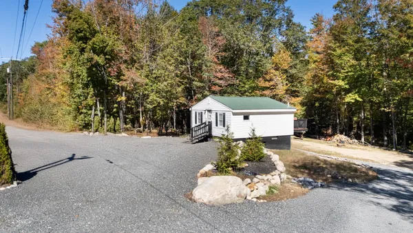 $395,900 | 400 Highway 11, New Durham, NH 03855