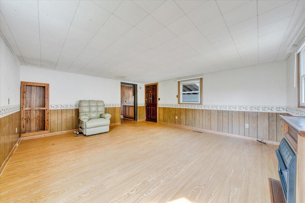 6715 Blacksburg Road Catawba, VA 24070 - Photo 16 of 57 13-MIB08036