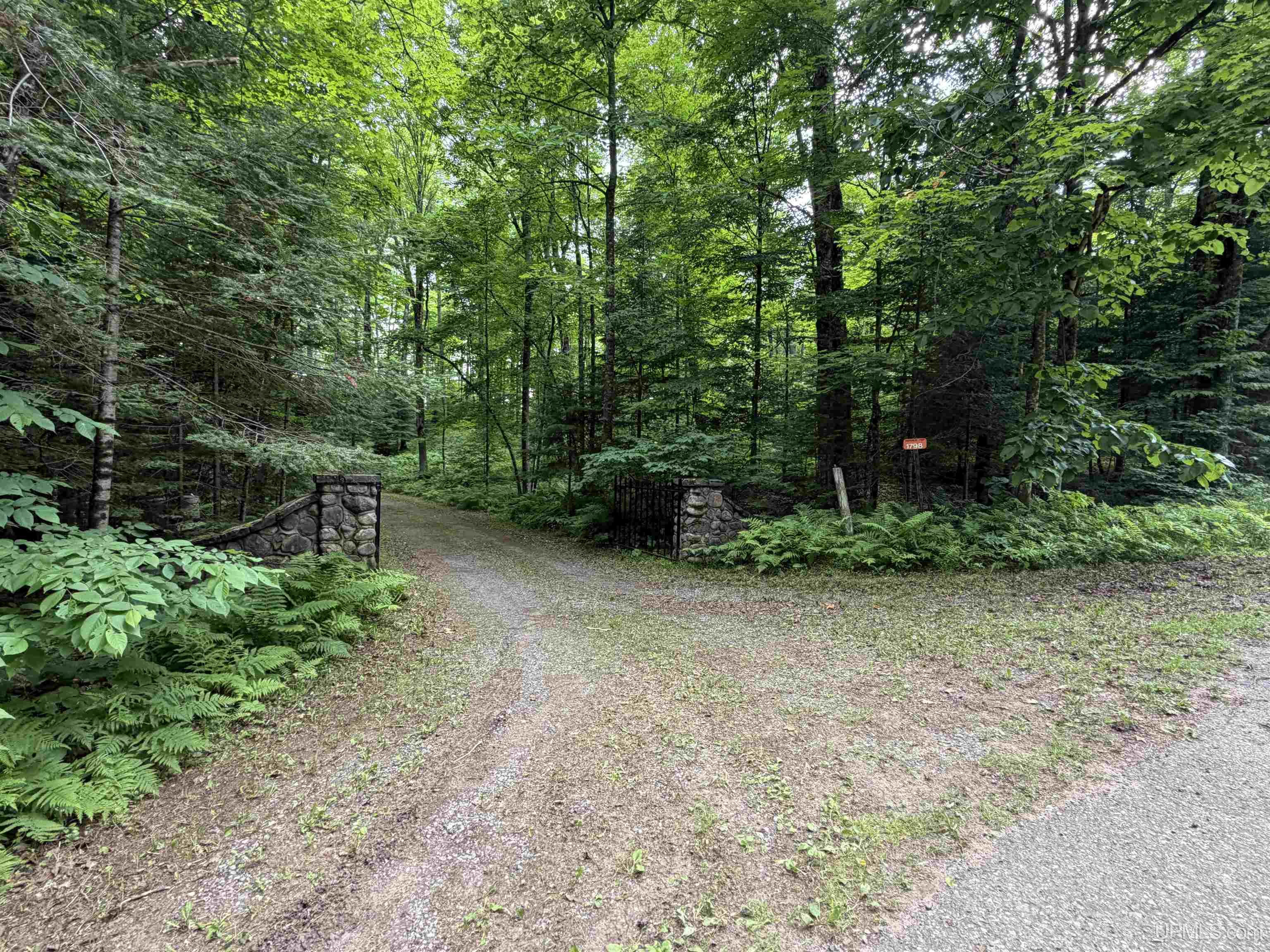 1798 Chief Lake Road Republic, MI 49879 - Photo 96 of 99