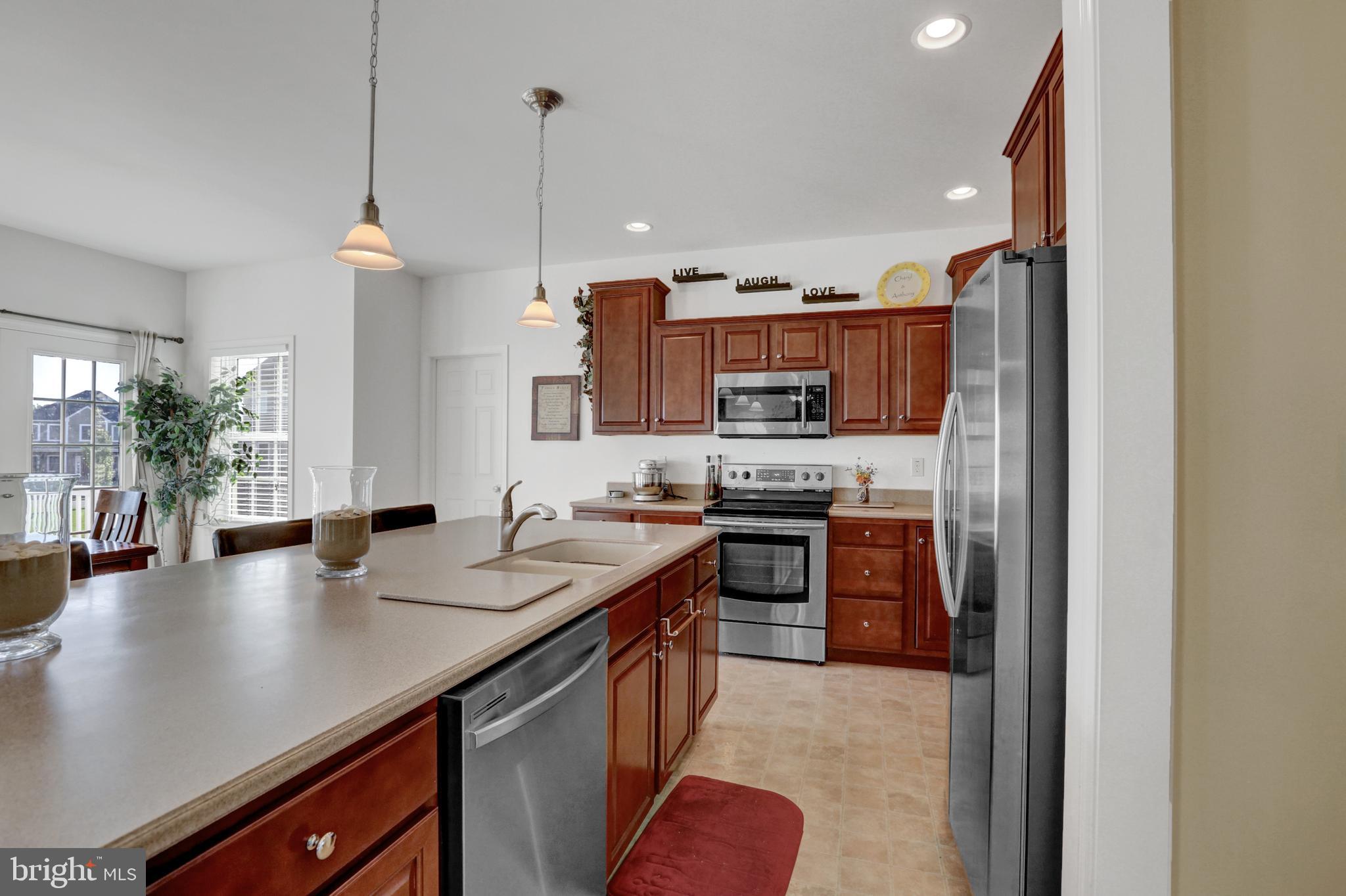 661 Warminster Lane Lititz, PA 17543 - Photo 14 of 41 Gallery Image 14
