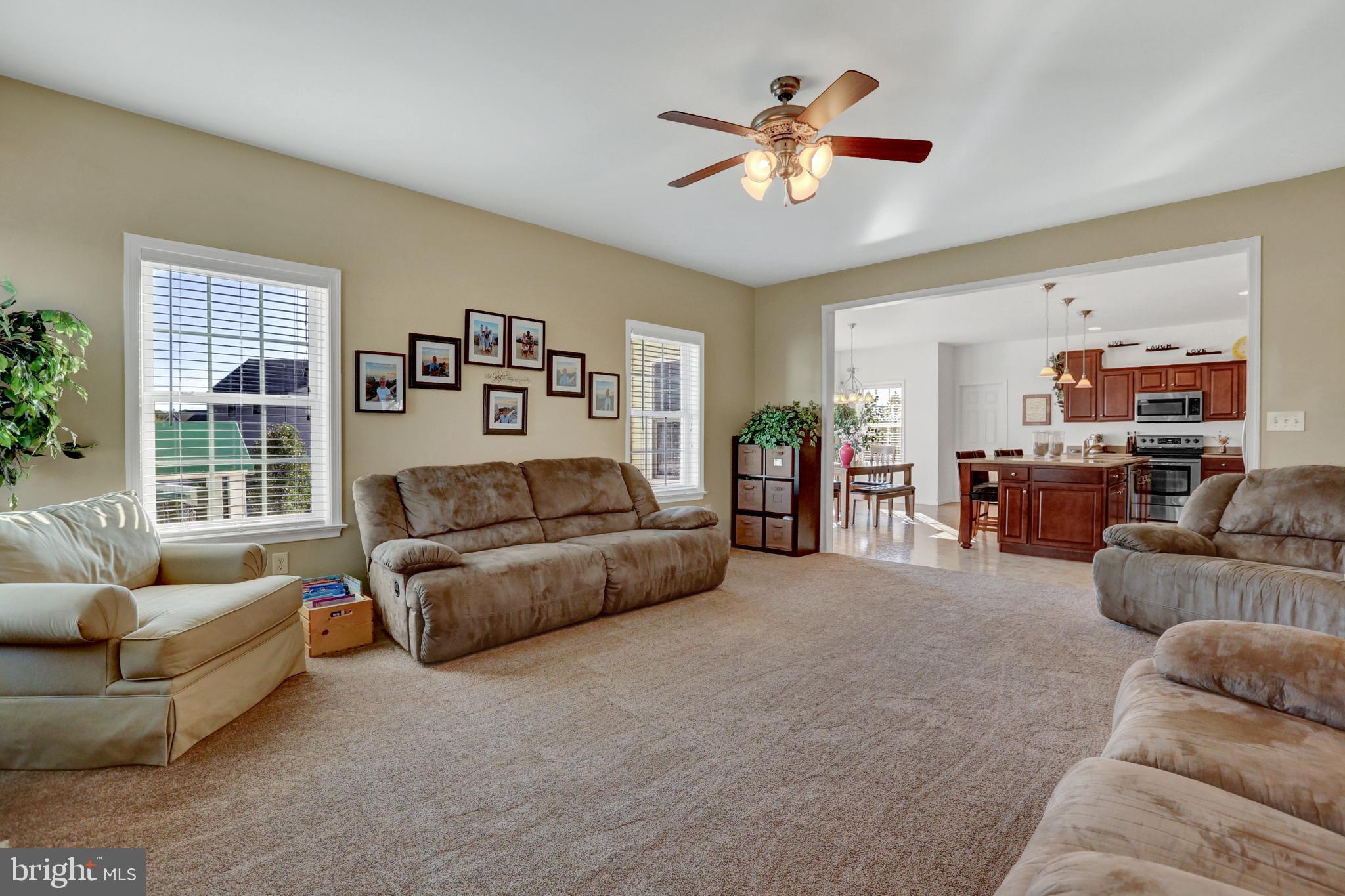 661 Warminster Lane Lititz, PA 17543 - Photo 8 of 41 Gallery Image 8
