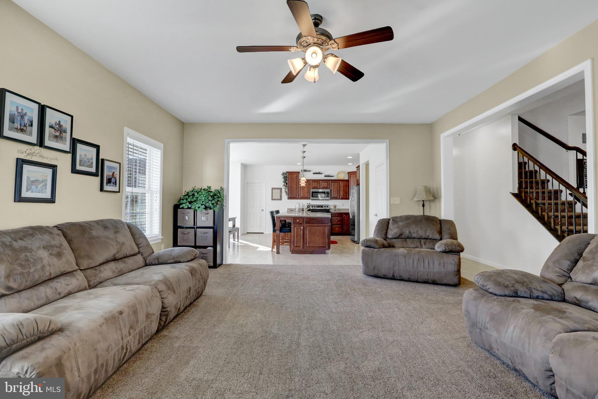 661 Warminster Lane Lititz, PA 17543 - Photo 9 of 41 Gallery Image 9
