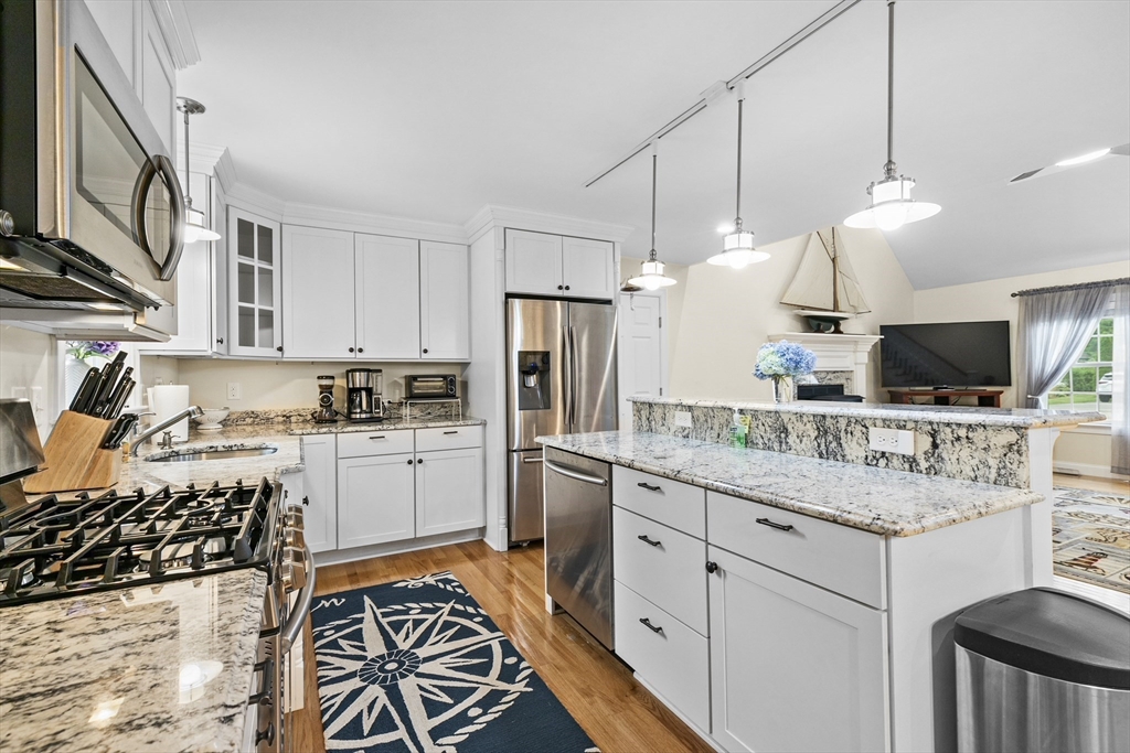 156 Settlers Lane Barnstable, MA 02601 - Photo 15 of 42