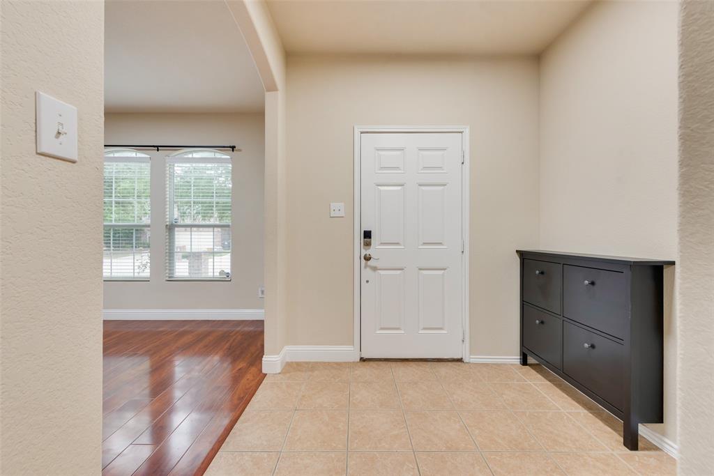 4521 Indian Paint Way Denton, TX 76208 - Photo 11 of 36 an empty room with windows