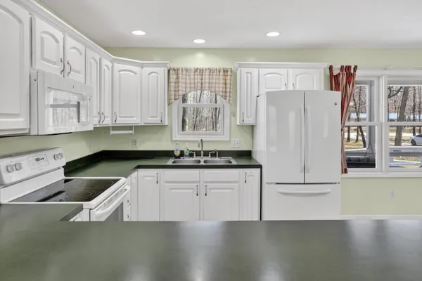 $190,000 | 4161 Mockingbird Circle, Farwell, MI 48622