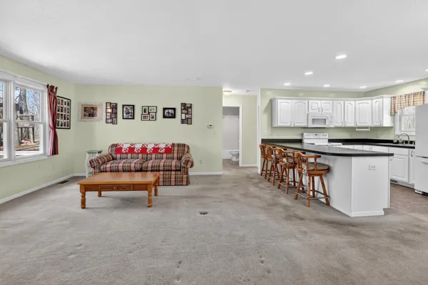 $190,000 | 4161 Mockingbird Circle, Farwell, MI 48622