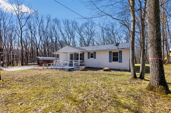 $190,000 | 4161 Mockingbird Circle, Farwell, MI 48622