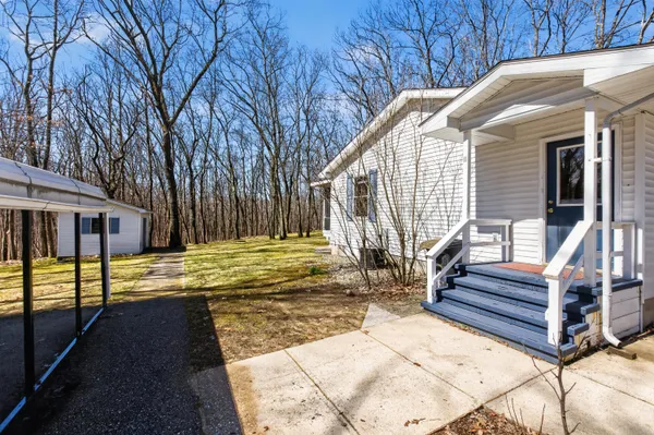 $190,000 | 4161 Mockingbird Circle, Farwell, MI 48622