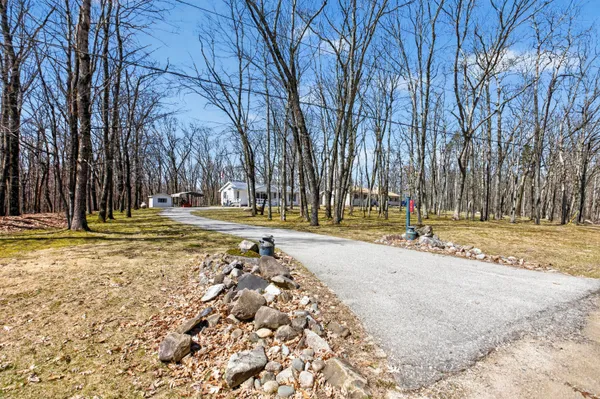 $190,000 | 4161 Mockingbird Circle, Farwell, MI 48622