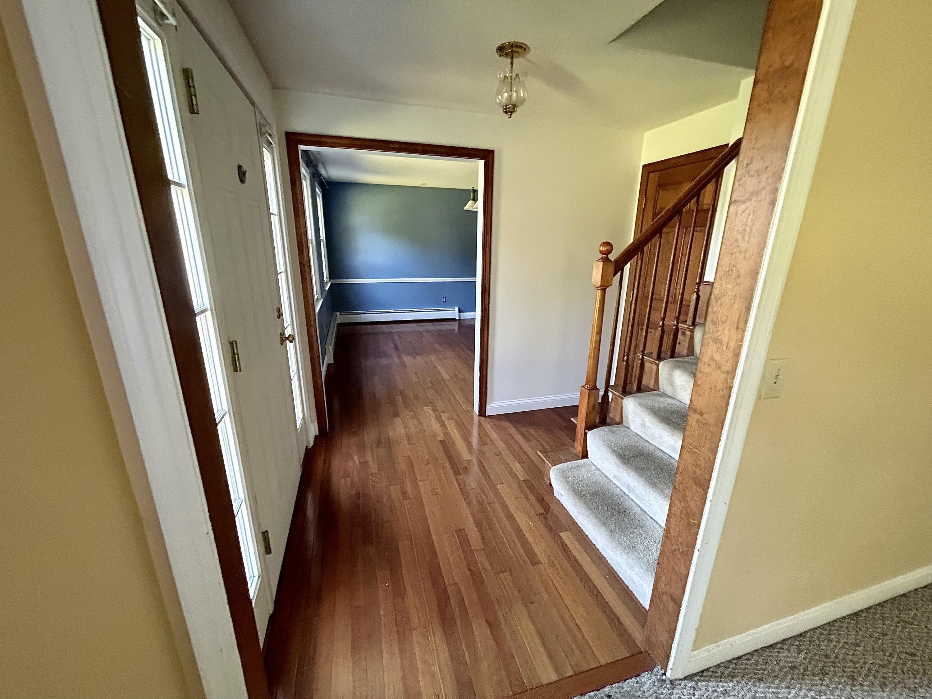 82 2 Rod Road Scarborough, ME 04074 - Photo 6 of 15 Entry