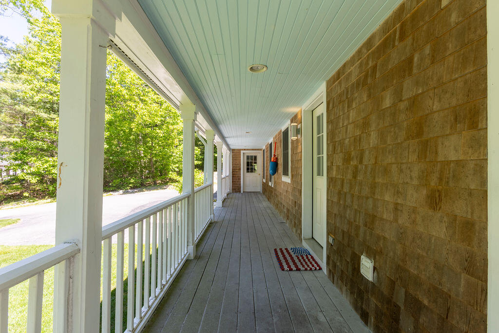 91 Oak Ridge Road Kennebunkport, ME 04046 - Photo 7 of 33 RE_PM_vbenenti_91oakridgekennebunkport_r