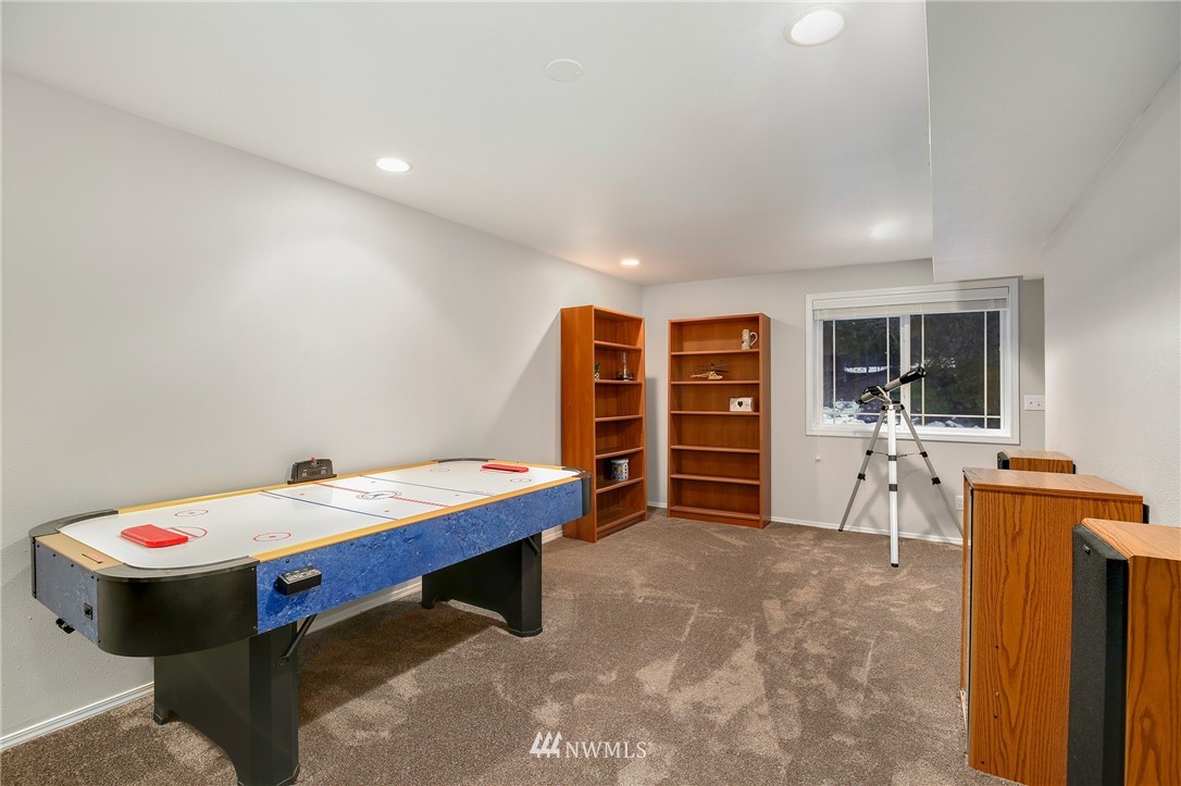 17415 5th Avenue West Bothell, WA 98012 - Photo 17 of 25