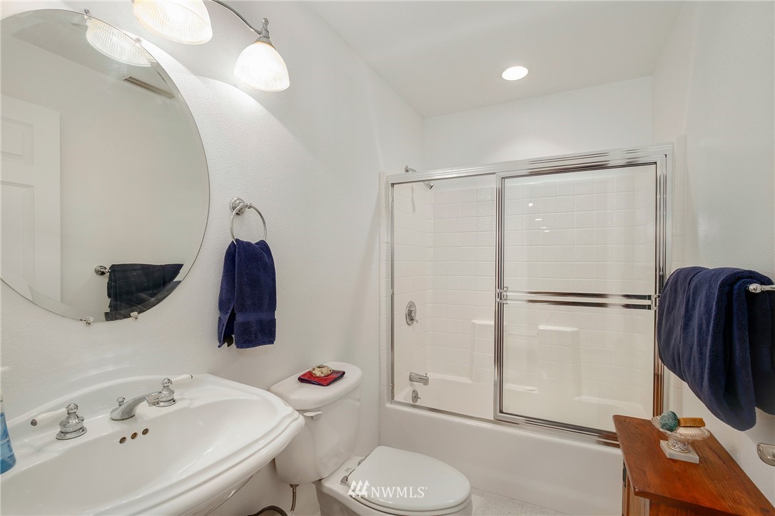 17415 5th Avenue West Bothell, WA 98012 - Photo 18 of 25