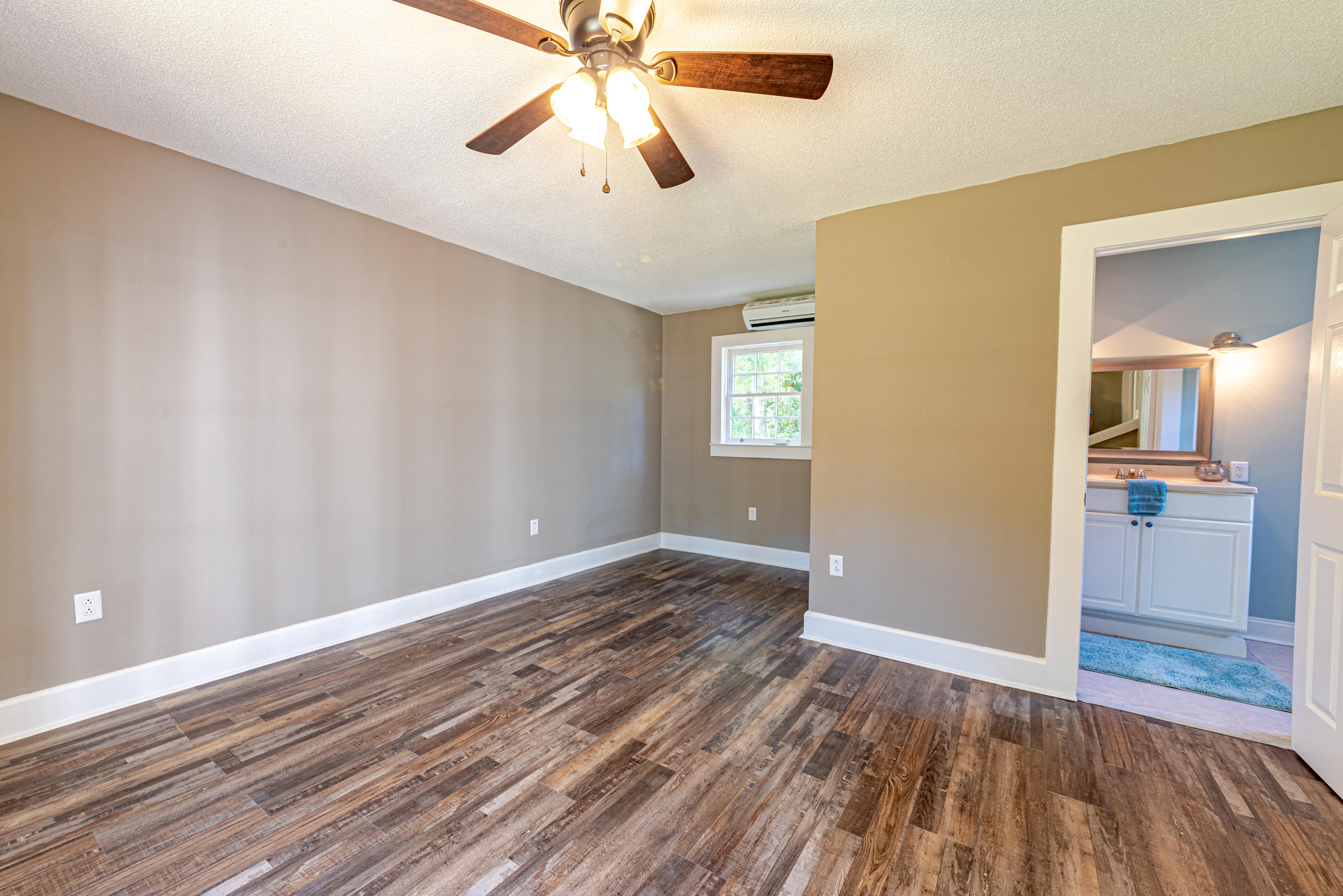 405 Forest Hills Road Walterboro, SC 29488 - Photo 22 of 40 405 Forest Hills