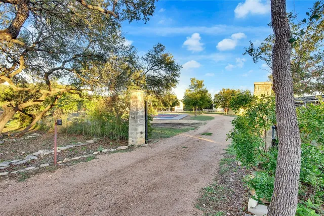 $1,799,000 | 609 South Creekwood Drive, Driftwood, TX 78619