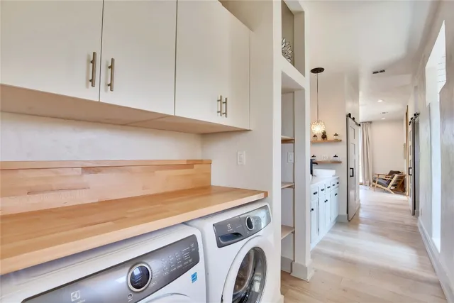 $1,799,000 | 609 South Creekwood Drive, Driftwood, TX 78619