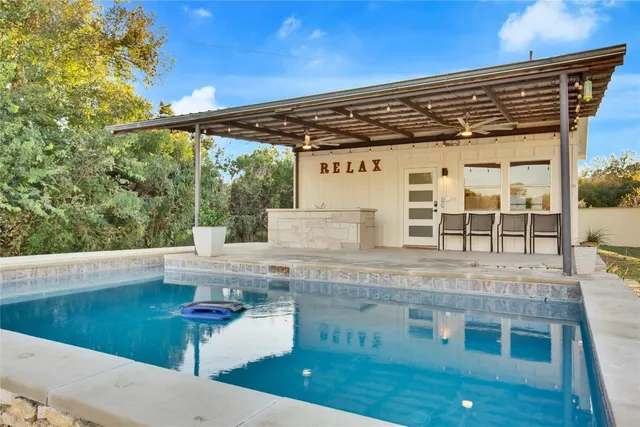 $1,799,000 | 609 South Creekwood Drive, Driftwood, TX 78619