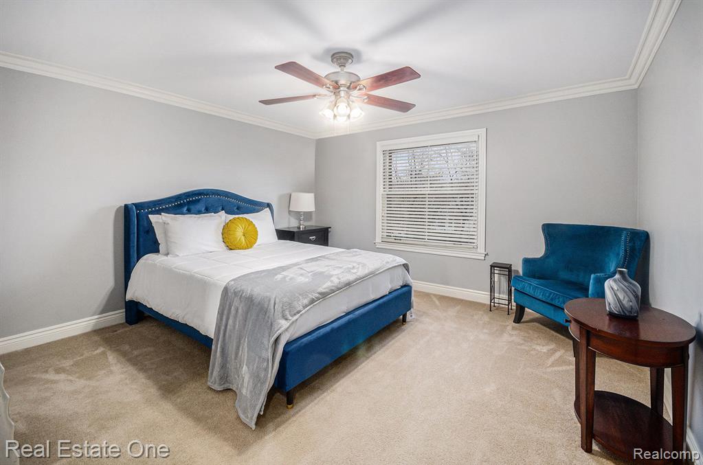 1651 Littlestone Road Grosse Pointe Woods, MI 48236 - Photo 12 of 17
