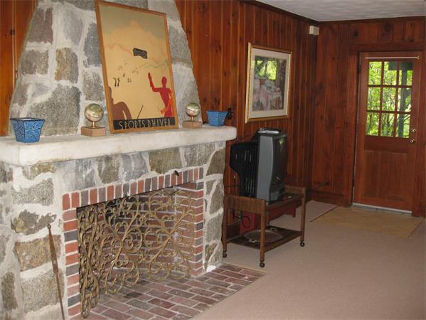 89 Jordan Road Brookline, MA 02446 - Photo 13 of 17 Gallery Image 13