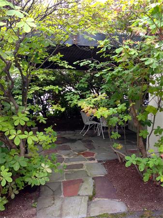 89 Jordan Road Brookline, MA 02446 - Photo 14 of 17 Gallery Image 14