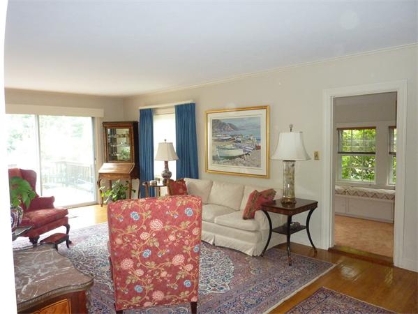 89 Jordan Road Brookline, MA 02446 - Photo 2 of 17 Gallery Image 2