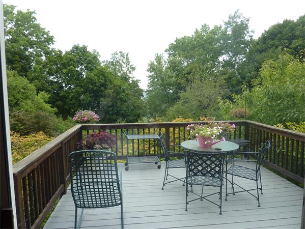 89 Jordan Road Brookline, MA 02446 - Photo 4 of 17 Gallery Image 4