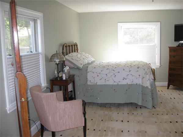 89 Jordan Road Brookline, MA 02446 - Photo 10 of 17 Gallery Image 10