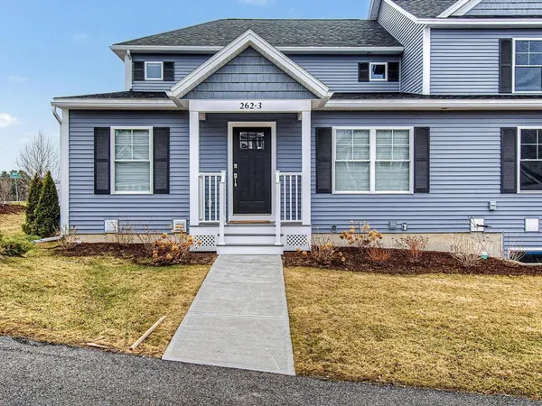 $699,000 | 262 Midland Avenue, Unit 3, South Burlington, VT 05403