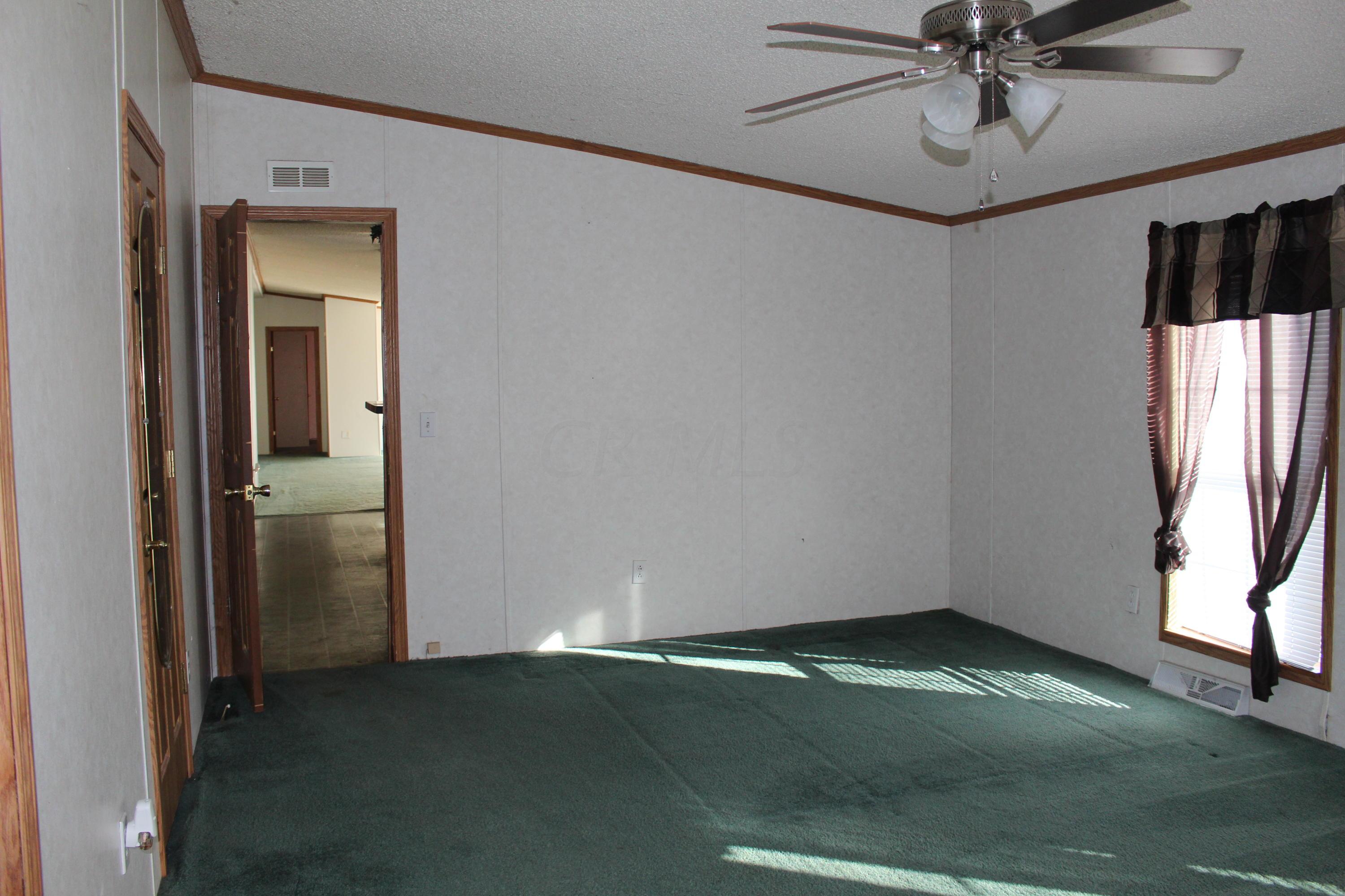 9275 Hoffman Road Amanda, OH 43102 - Photo 14 of 35 Gallery Image 14