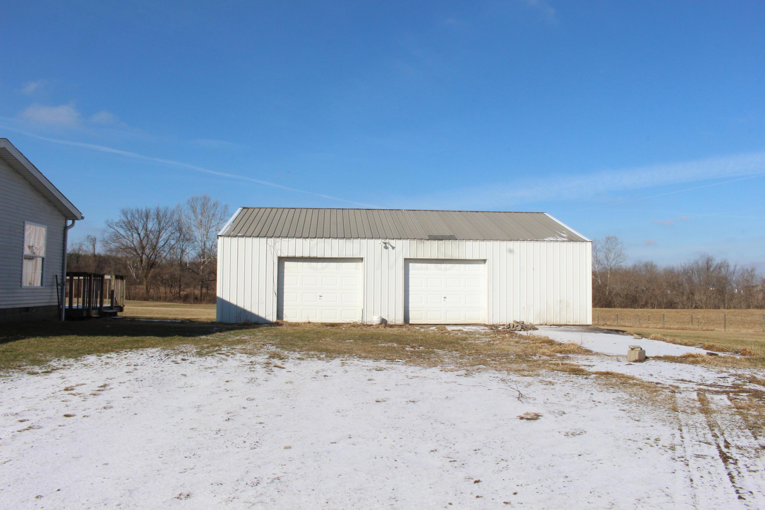 9275 Hoffman Road Amanda, OH 43102 - Photo 4 of 35 Gallery Image 4