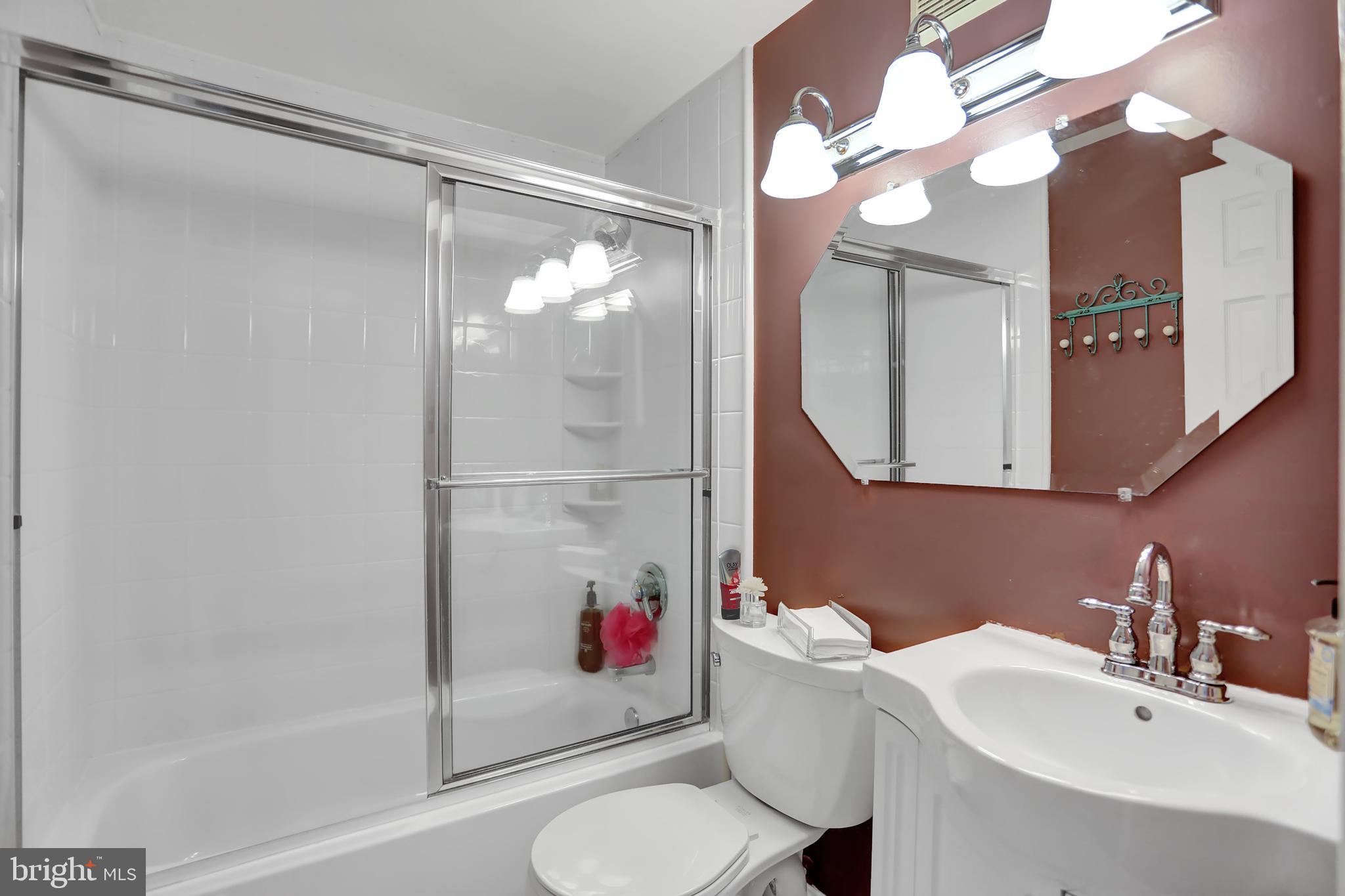 2421 Lodge Farm Road Baltimore, MD 21219 - Photo 14 of 43 updated bat