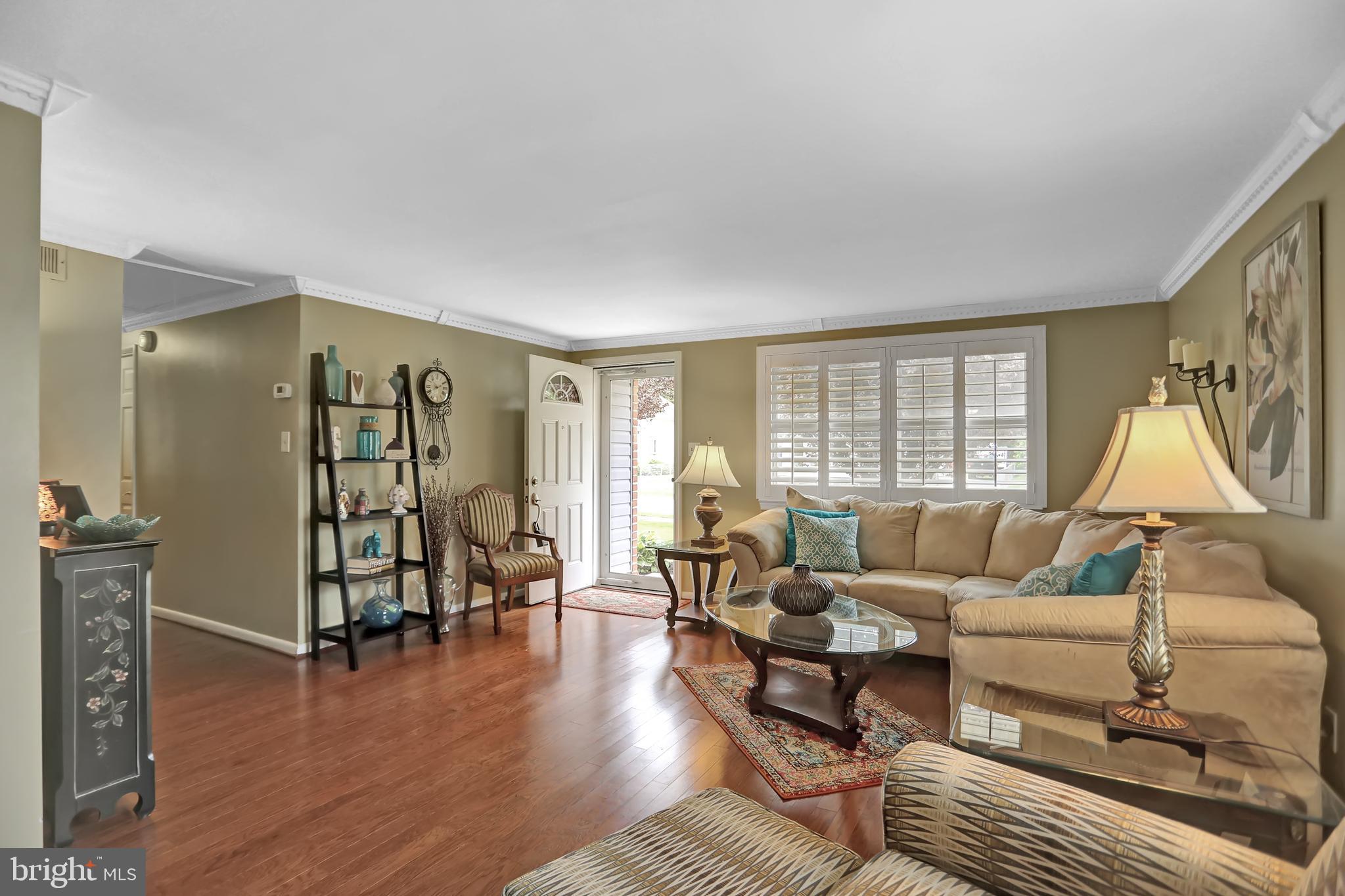 2421 Lodge Farm Road Baltimore, MD 21219 - Photo 16 of 43 hdwd