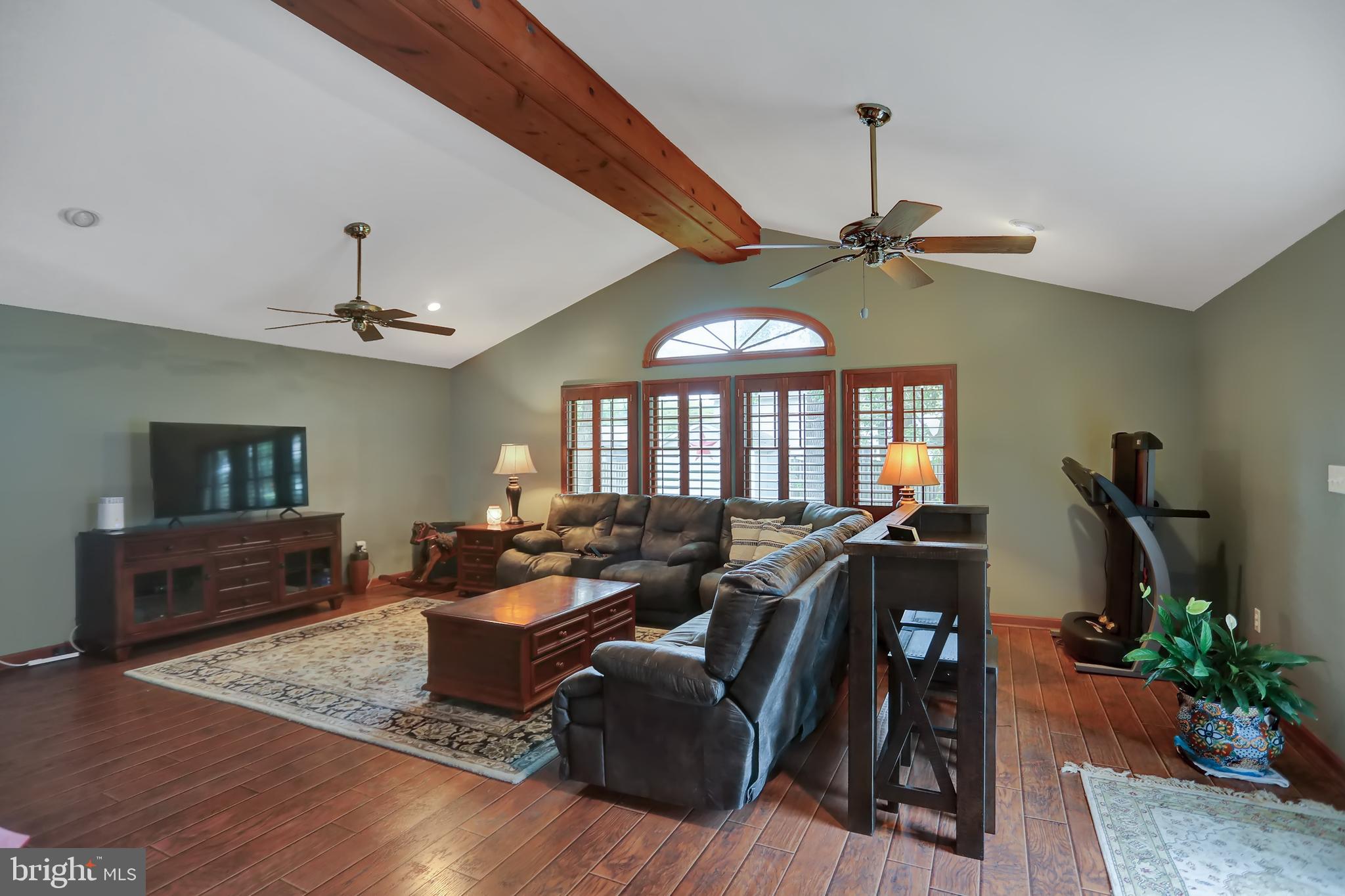 2421 Lodge Farm Road Baltimore, MD 21219 - Photo 24 of 43