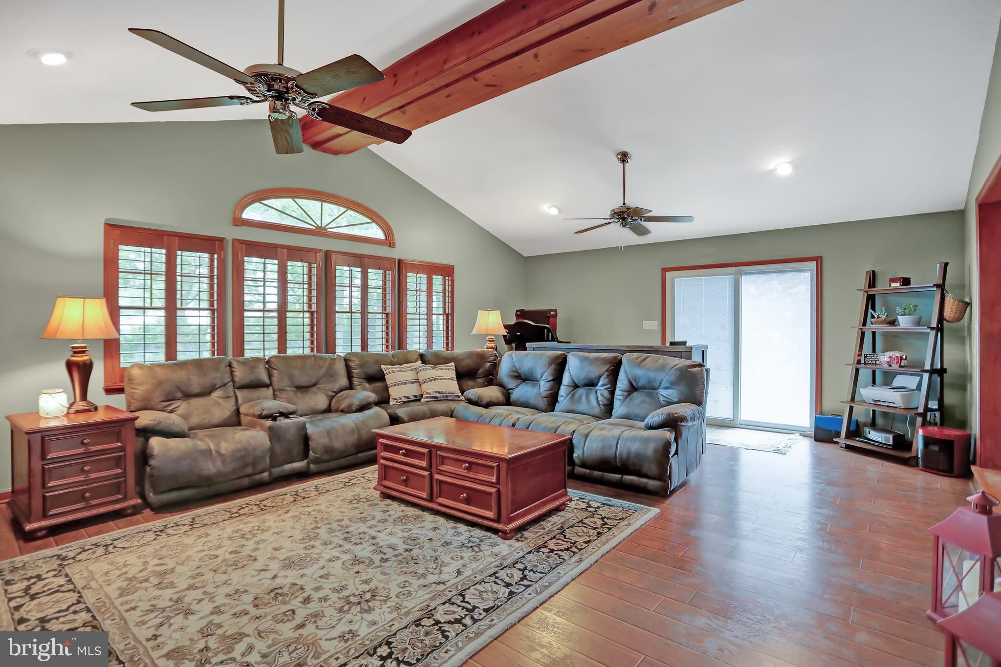 2421 Lodge Farm Road Baltimore, MD 21219 - Photo 25 of 43 family room