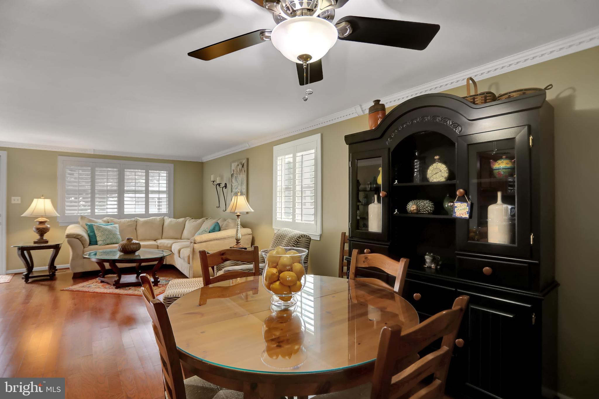 2421 Lodge Farm Road Baltimore, MD 21219 - Photo 30 of 43 dining