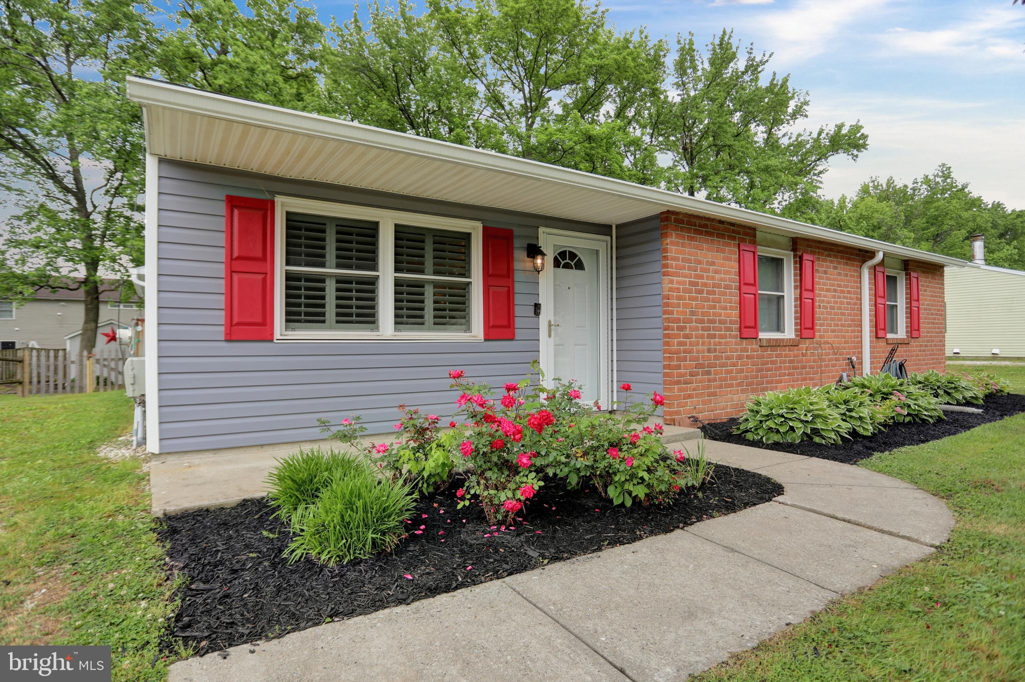 2421 Lodge Farm Road Baltimore, MD 21219 - Photo 4 of 43 lovelly pants