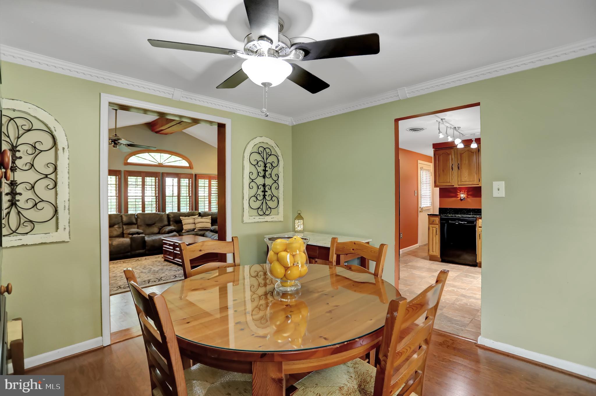 2421 Lodge Farm Road Baltimore, MD 21219 - Photo 32 of 43 dining