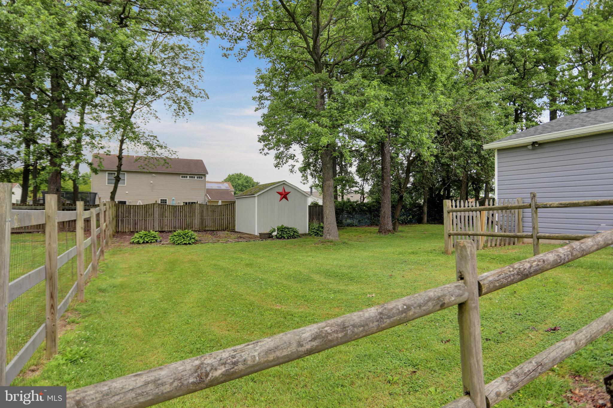 2421 Lodge Farm Road Baltimore, MD 21219 - Photo 37 of 43 fenced yard