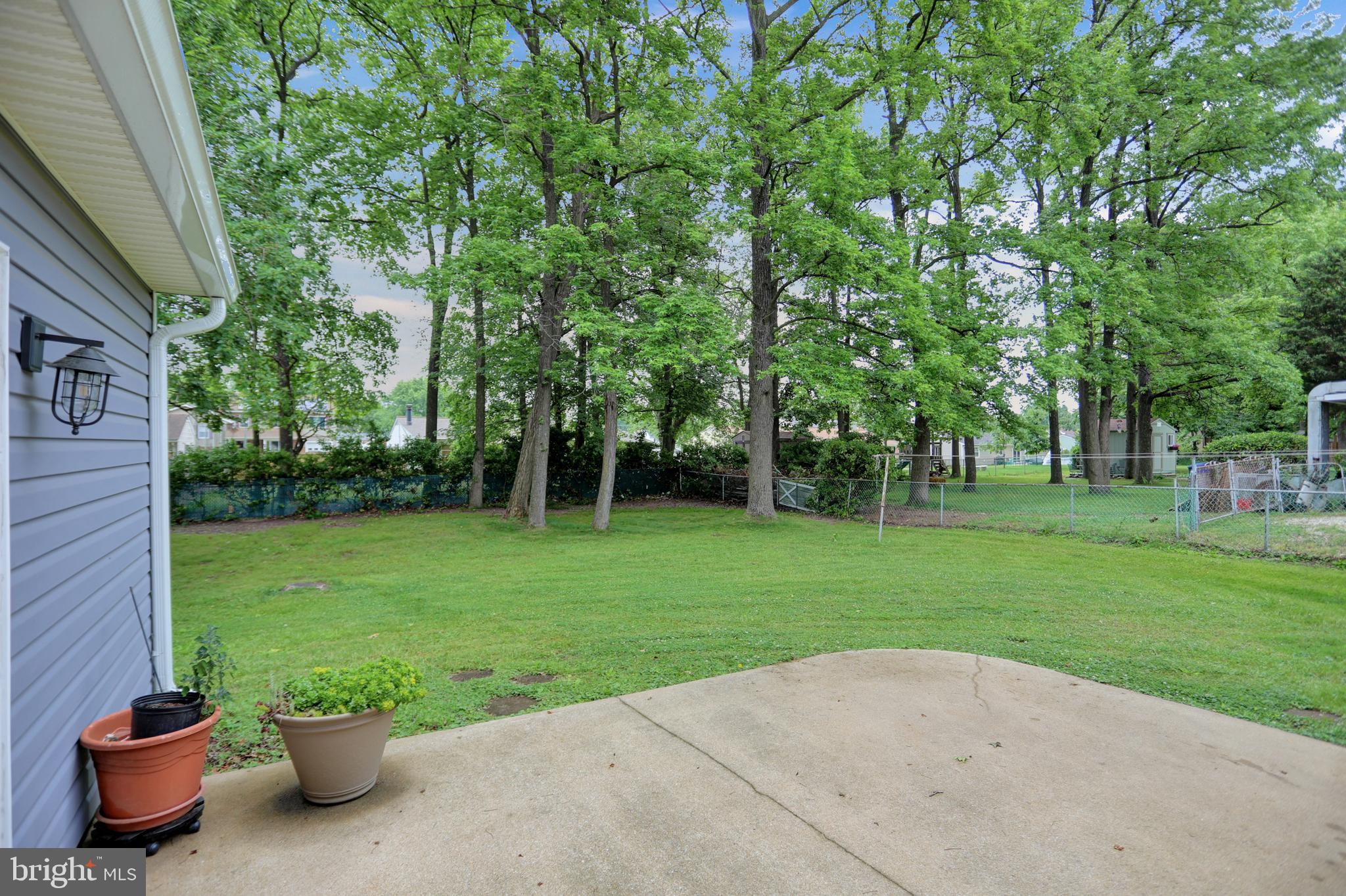 2421 Lodge Farm Road Baltimore, MD 21219 - Photo 42 of 43 back yard