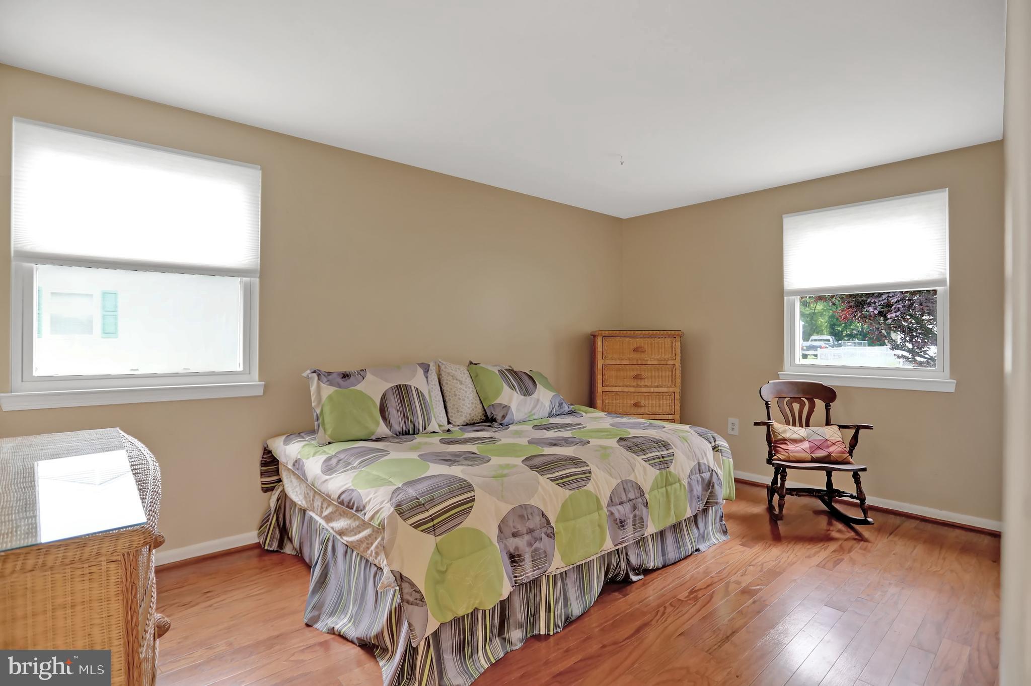 2421 Lodge Farm Road Baltimore, MD 21219 - Photo 9 of 43 3rd bedroom