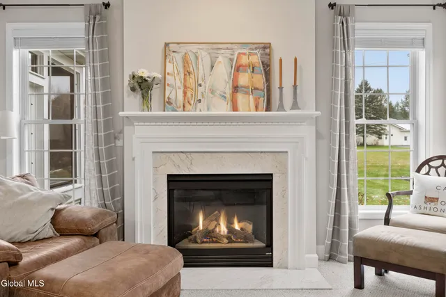 $634,500 | 74 Moreland Drive, Halfmoon, NY 12118