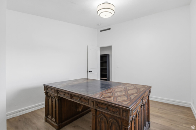 4270 River Road Oakley, UT 84055 - Photo 33 of 46 Spacious room with light wood-finish flooring