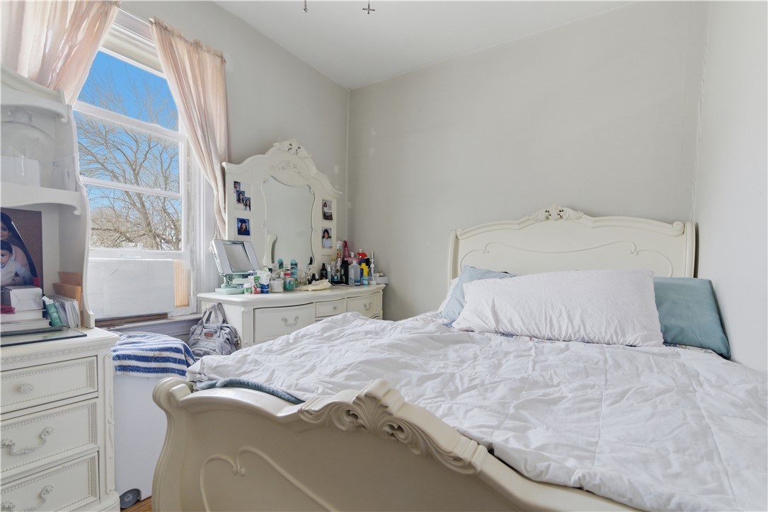 85 Hendricks Street Central Falls, RI 02863 - Photo 38 of 46