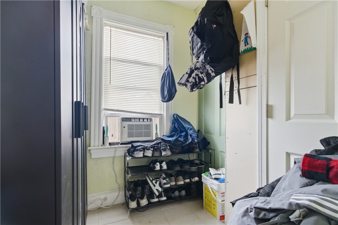 85 Hendricks Street Central Falls, RI 02863 - Photo 7 of 46