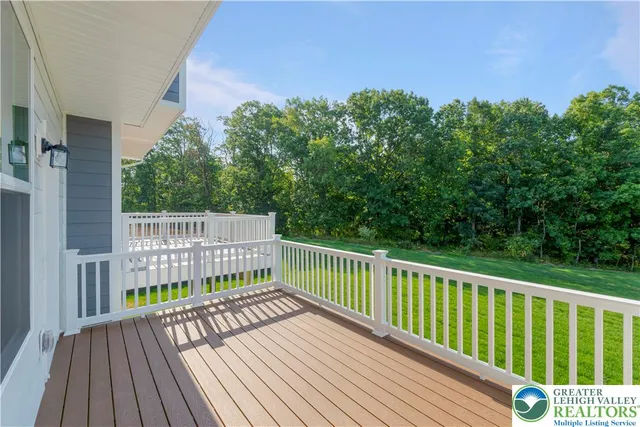 $299,990 | 77 Dayspring Drive, Unit J2, Orwigsburg, PA 17961