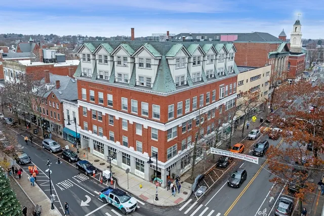 $3,500 | 100 Washington Street, Unit 3, Beverly, MA 01915