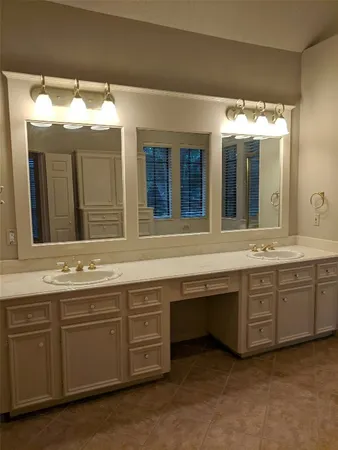 $2,300 | 5106 Olympia Fields Lane, Houston, TX 77069