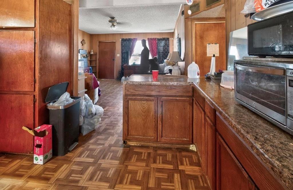 804 Jay Street Eden, TX 76837 - Photo 2 of 22