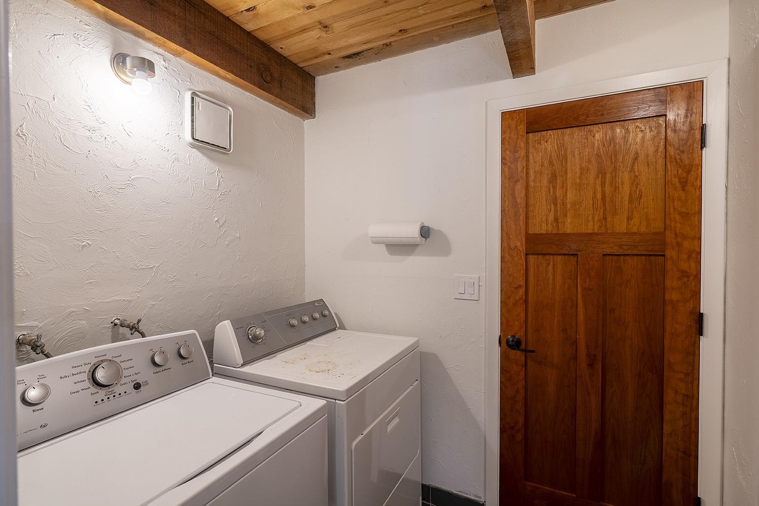 390 Forest Glen Road Olympic Valley, CA 96146 - Photo 13 of 25 a utility room with dryer and washer
